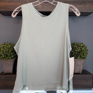 NWT Lululemon Train to Be Tank Top Silver Blue Size 8